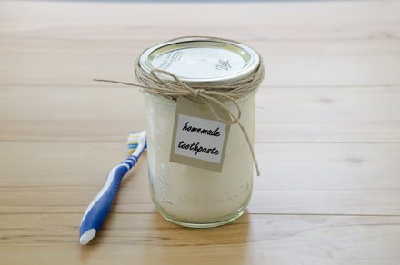 Homemade Toothpaste with Coconut Oil